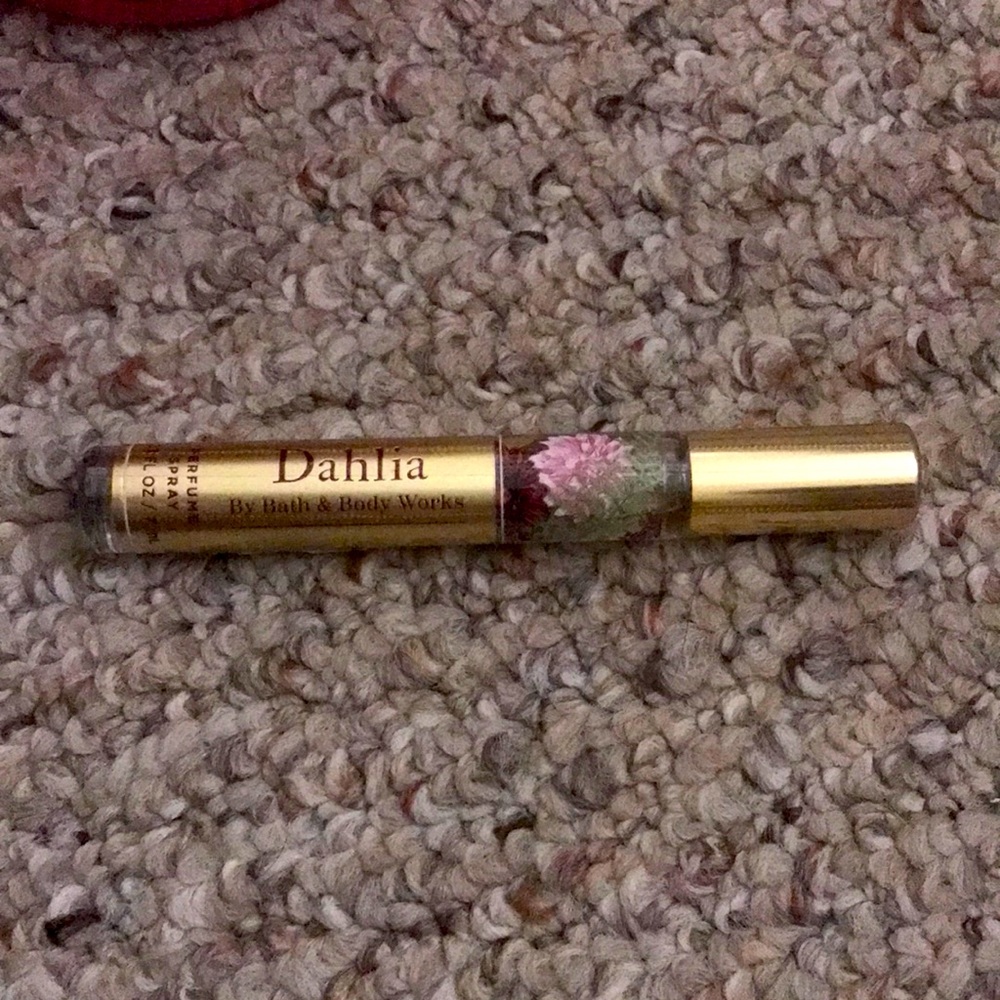 Perfume spray